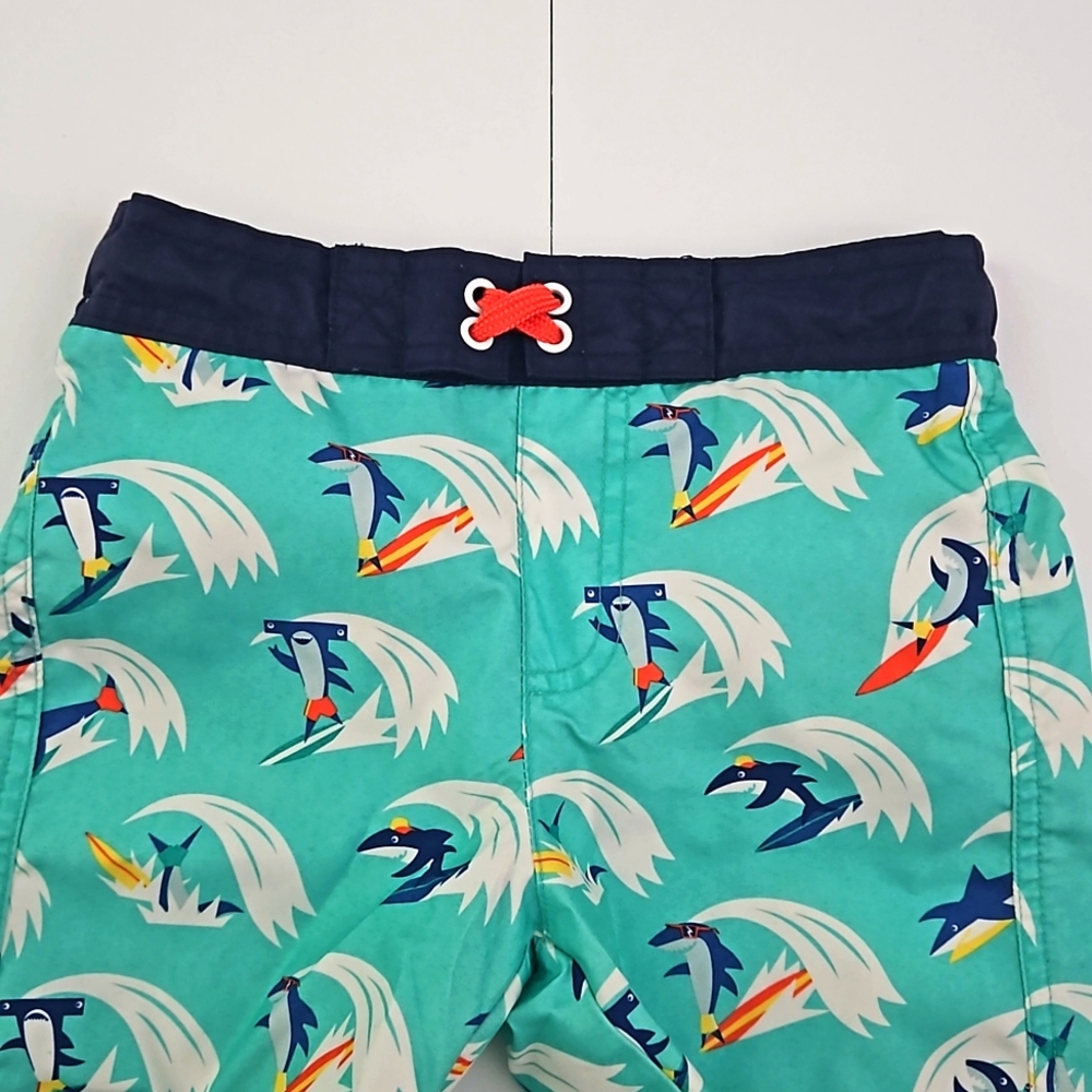 Cat & Jack Boys Swim Trunks Surfing Shark Elastic Waistband 5T EUC - Picture 2 of 5